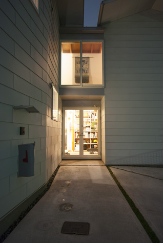 KuraHouse